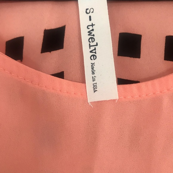 S-Twelve Large Peach Blouse - Picture 7 of 8